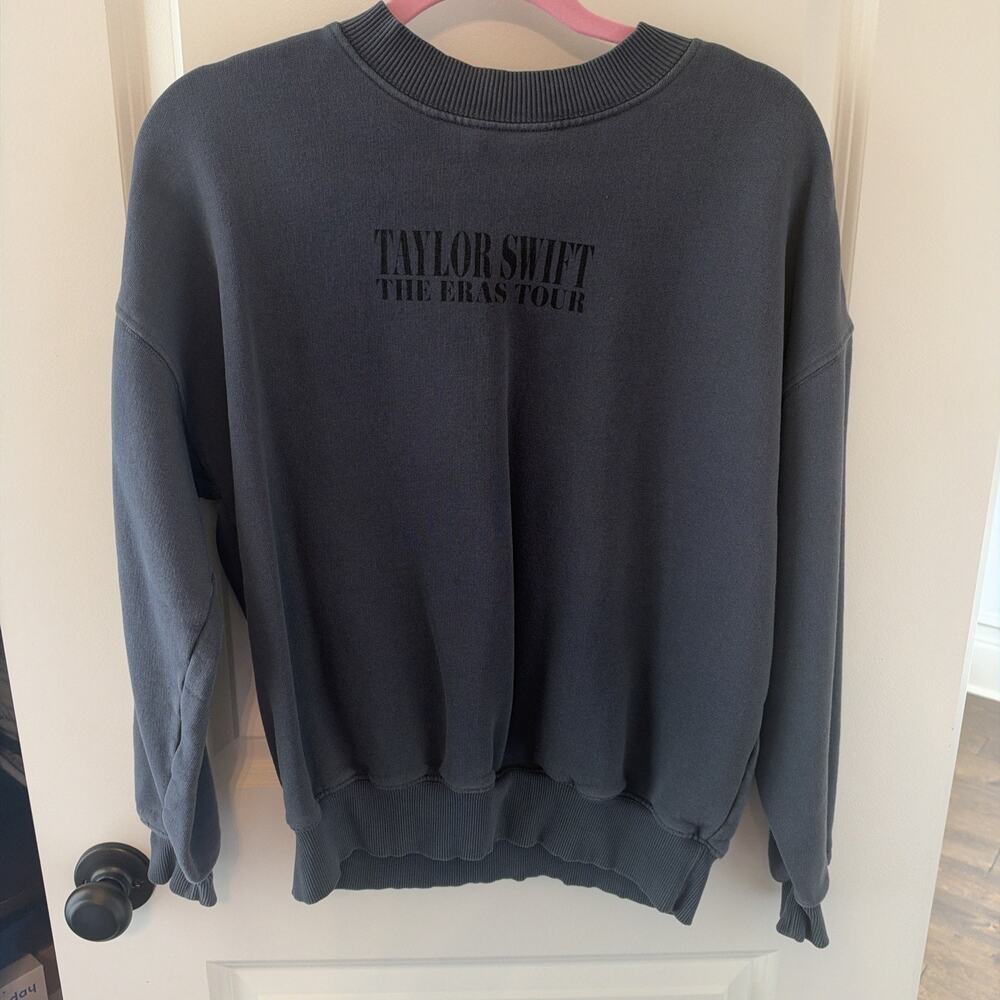 Women’s Taylor Swift The Eras Tour Dark Navy Sweater Size XS 2023-2024